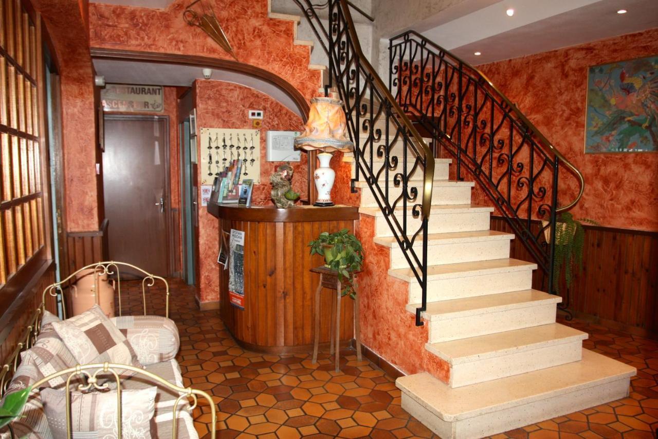 Hotel Restaurant Des Deux Vallees Антрег-сюр-Трюйер Экстерьер фото